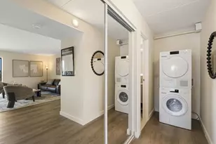 2460 Peachtree Road NE, Atlanta, GA 30305 - Photo 23