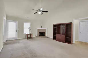 1401 Waterford Ct, Loganville, GA 30052 - Photo 7