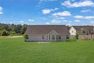 1401 Waterford Ct, Loganville, GA 30052 - Photo 33