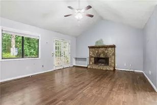 1290 Shallowford Rd, Marietta, GA 30066 - Photo 9