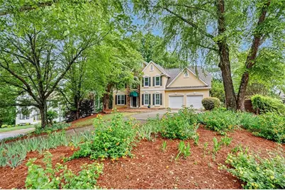 2400 Waters Edge Court NW, Acworth, GA 30101 - Photo 3