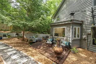 927 Muirfield Dr, Marietta, GA 30068 - Photo 41