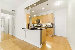 3777 Peachtree Road NE, Atlanta, GA 30319 - Photo 9
