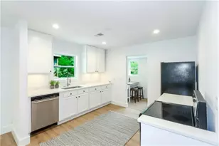 2130 Donald Lee Hollowell Pkwy NW, Atlanta, GA 30318 - Photo 5