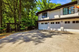 1886 N Akin Dr NE, Atlanta, GA 30345 - Photo 53