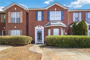 5559 Strathmoor Manor Cir, Lithonia, GA 30058 - Photo 1