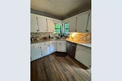 4330 Falcon Crest Drive, Flowery Branch, GA 30542 - Photo 5