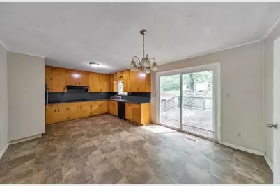 1115 De Leon Court, Clarkston, GA 30021 - Photo 7