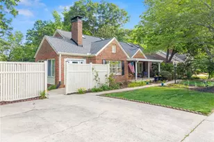 601 Ridgewood Ave, Gainesville, GA 30501 - Photo 3