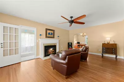 601 Ridgewood Avenue, Gainesville, GA 30501 - Photo 7