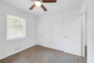 4322 Glenwood Pkwy, Decatur, GA 30032 - Photo 5
