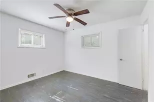 4322 Glenwood Pkwy, Decatur, GA 30032 - Photo 7
