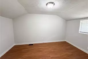 1396 Pine Dr, Atlanta, GA 30349 - Photo 11