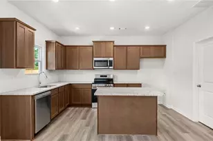 218 Hampton Holw Dr, Jefferson, GA 30549 - Photo 7
