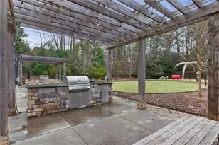799 Hammond Dr, Sandy Springs, GA 30328 - Photo 35