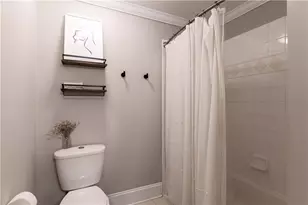 7 Chief Matthews Rd, Decatur, GA 30030 - Photo 19