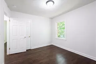 1912 Oak Valley Rd, Decatur, GA 30035 - Photo 9