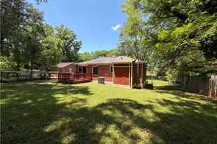 1912 Oak Valley Rd, Decatur, GA 30035 - Photo 29