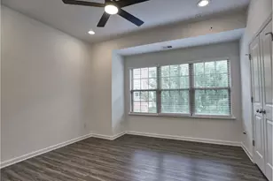 547 Broadview Pl NE, Atlanta, GA 30324 - Photo 13