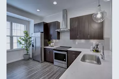 547 Broadview Place NE, Atlanta, GA 30324 - Photo 3