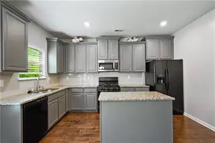 3883 Okefenokee Rdg, Loganville, GA 30052 - Photo 13