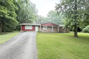 210 Cherrywood Dr, Woodstock, GA 30188 - Photo 1