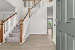 232 Hampton Holw Dr, Jefferson, GA 30549 - Photo 3