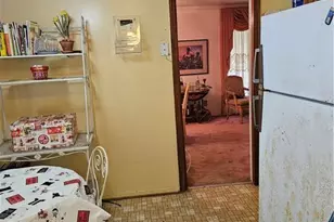 1899 King George Ln, Atlanta, GA 30331 - Photo 27
