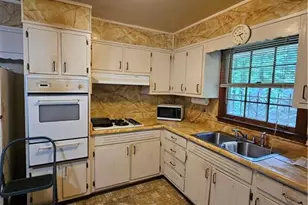 1899 King George Ln, Atlanta, GA 30331 - Photo 69