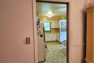 1899 King George Ln, Atlanta, GA 30331 - Photo 59