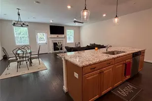 1084 Broadview Dr, Marietta, GA 30062 - Photo 13