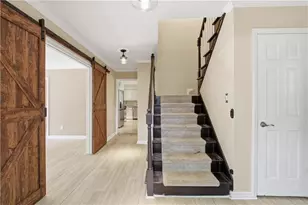 4003 Oakview Ct, Alpharetta, GA 30005 - Photo 9