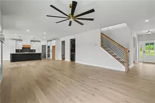 5809 Woodland Park Ct, Jefferson, GA 30549 - Photo 11