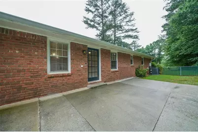 2168 Cannon Hill Road SW, Lilburn, GA 30047 - Photo 27