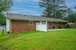 2168 Cannon Hill Rd SW, Lilburn, GA 30047 - Photo 25