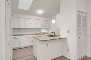 1283 Keys Lake Dr NE, Brookhaven, GA 30319 - Photo 15
