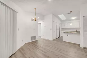 1283 Keys Lake Dr NE, Brookhaven, GA 30319 - Photo 7