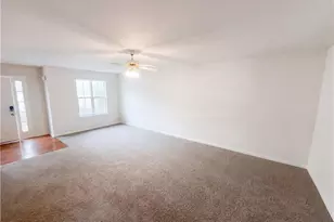 6126 Hickory Ln Dr, Union City, GA 30291 - Photo 7