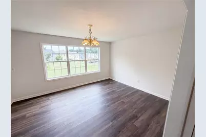 6126 Hickory Lane Drive, Union City, GA 30291 - Photo 9