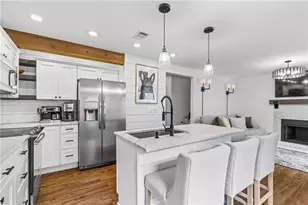 1022 Sasha Ln, Roswell, GA 30075 - Photo 13