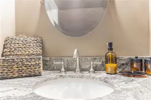 2657 Meadow Ct, Atlanta, GA 30341 - Photo 19