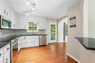 131 Jake Taylor Dr, Acworth, GA 30102 - Photo 9