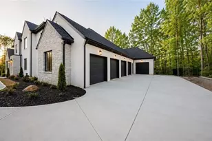 241 Traditions Dr, Alpharetta, GA 30004 - Photo 3