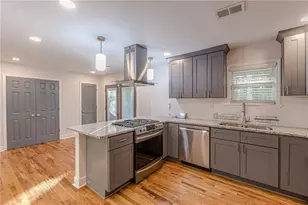1395 Dennis Dr, Decatur, GA 30032 - Photo 3