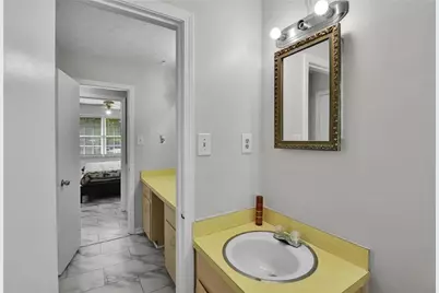 696 N Plantation Court, Lawrenceville, GA 30044 - Photo 29