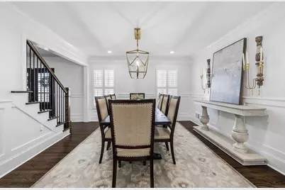 5339 Trowbridge Drive, Dunwoody, GA 30338 - Photo 9