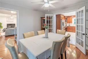 4160 W Cooper Lake Dr SE, Smyrna, GA 30082 - Photo 19