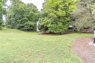 4160 W Cooper Lake Dr SE, Smyrna, GA 30082 - Photo 3