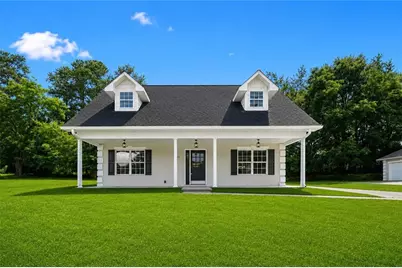 51 Pine Avenue, Commerce, GA 30529 - Photo 1
