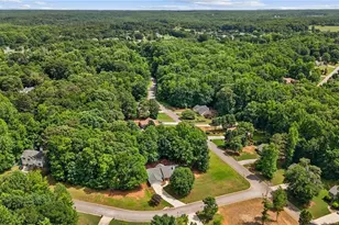 1374 Lance Cir, Winder, GA 30680 - Photo 33